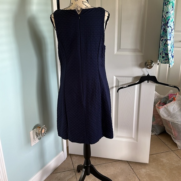 NWT Lilly Pulitzer Tana Dress in True Navy Size 12 - Picture 2 of 2